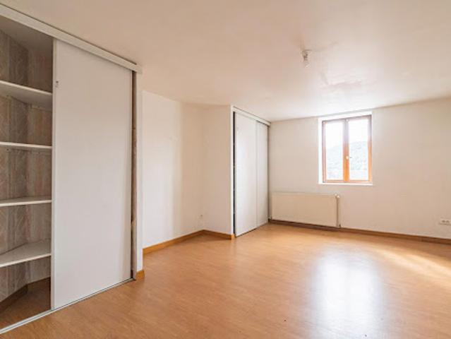 Vente Appartement 4 pièces 182 m2 Nouzonville