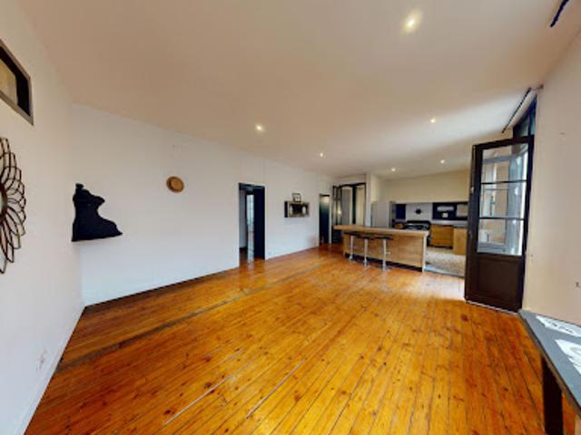 Vente Appartement 7 pièces 150 m2 Poitiers