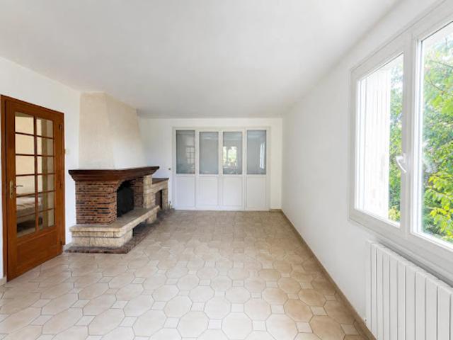 Vente Appartement 4 pièces 275 m2 Bourges