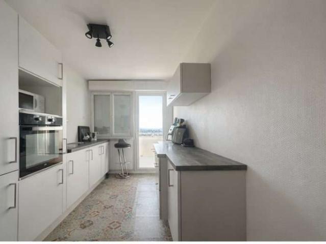 Vente appartement 4 pièces Angers Justices 49