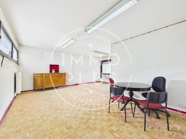 Vente Appartement 4 pièces + cuisine 102 m² 765 000 €