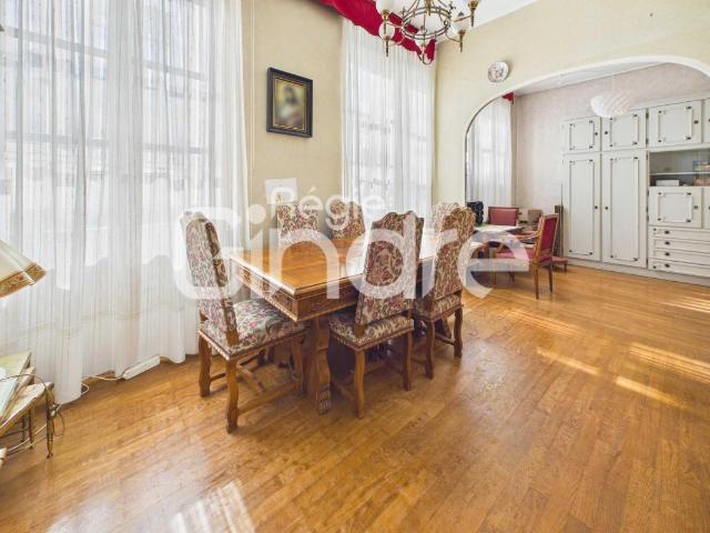 Vente Appartement 4 pièces + cuisine 84 m² 360 000 €