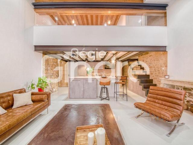 Vente Appartement 4 pièces + cuisine 94 m² 475 000 €