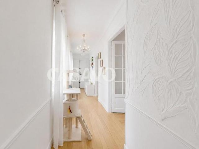 Vente Appartement 4 pièces de 90m² 75020 Paris