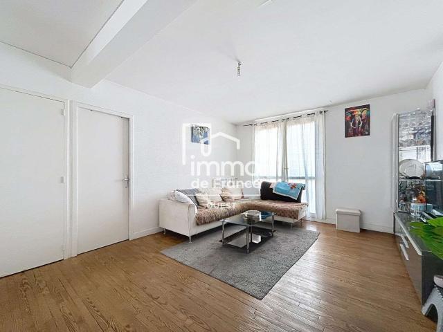 Vente appartement 4 pièces La Roche Sur Yon Centre Ville 85