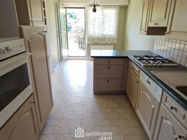 Vente appartement 4 pièces La Roche Sur Yon Centre Ville 85