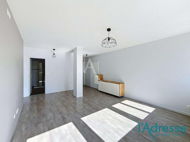 Vente appartement 4 pièces Laval Centre Ville Préfecture 53