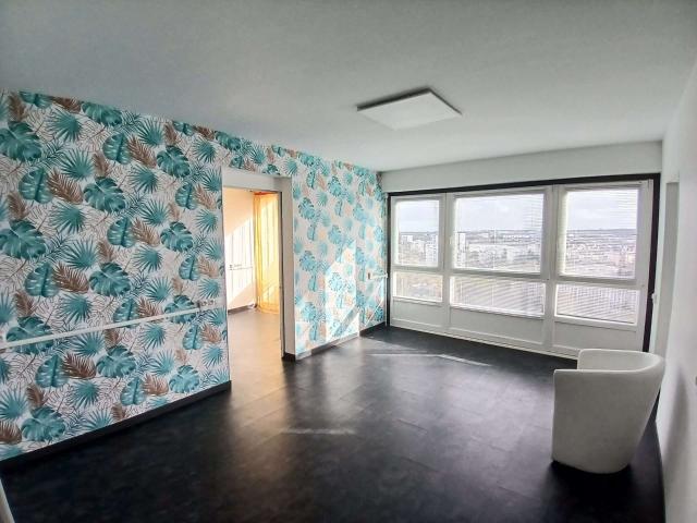 Vente appartement 4 pièces Laval Les Fourches 53
