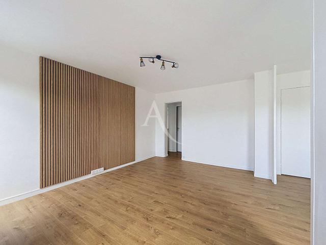 Vente appartement 4 pièces Laval Les Fourches 53