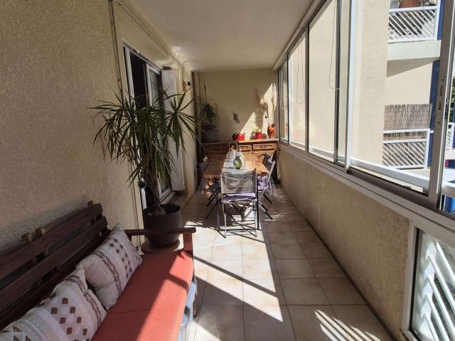 Vente appartement 4 pièces Marseille 8e 13