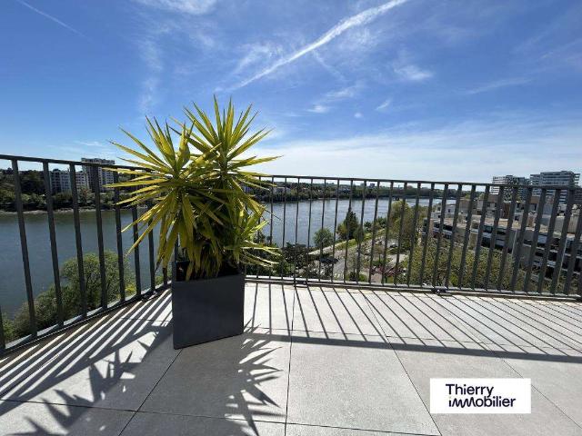 Vente appartement 4 pièces Nantes Île de Nantes 44
