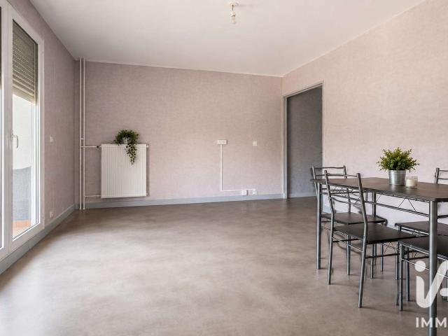 Vente appartement 4 pièces Prix lès Mézières 08