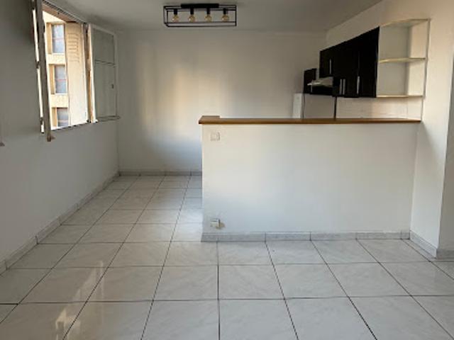 Vente Appartement 0 pièces 57 m2 Marseille 13ème