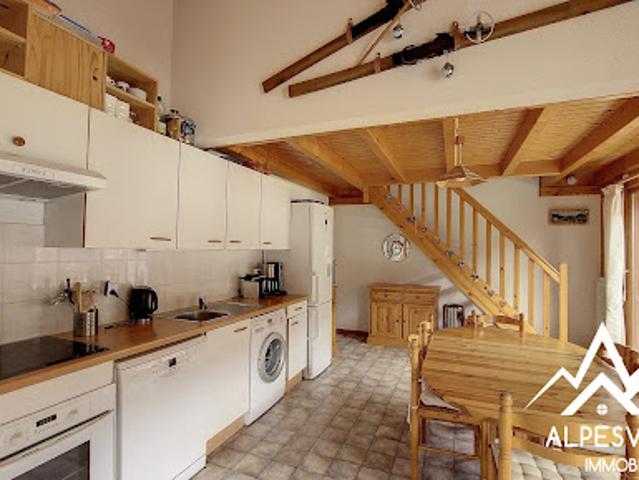 Vente Appartement 5 pièces 52.6 m2 Saint Jean d'Aulps
