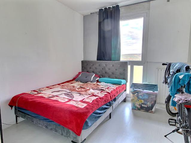 Vente Appartement 5 pièces 74.57 m2 Etampes sur Marne