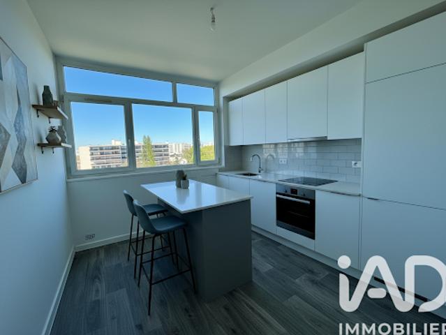 Vente Appartement 5 pièces 79 m2 Evry