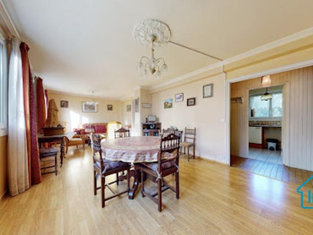 Vente Appartement 5 pièces 81.57 m2 Les Clayes sous Bois