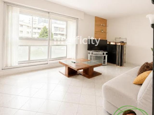 Vente Appartement 5 pièces 82.77 m2 Poitiers