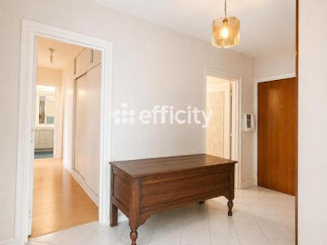 Vente Appartement 5 pièces 82.77 m2 Poitiers
