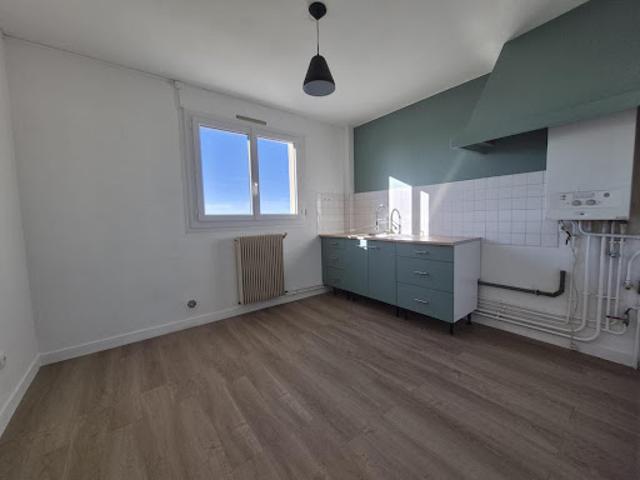 Vente Appartement 5 pièces 82 m2 Saint Junien