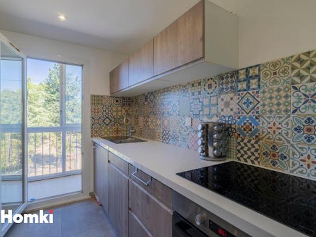 Vente Appartement 5 pièces 84.68 m2 Marseille 12ème
