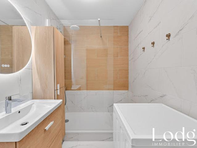 Vente Appartement 5 pièces 85.75 m2 Aix en Provence