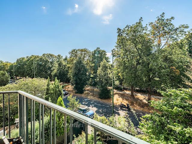 Vente Appartement 5 pièces 86.43 m2 Paris 16ème
