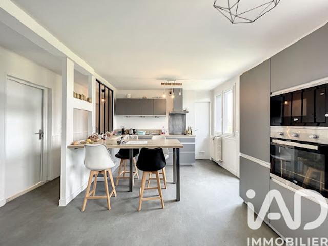 Vente Appartement 5 pièces 86 m2 Laval