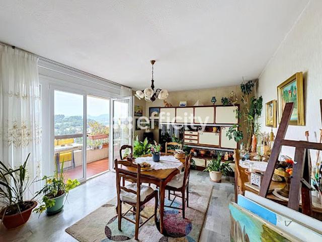Vente Appartement 5 pièces 93 m2 Cannes la bocca