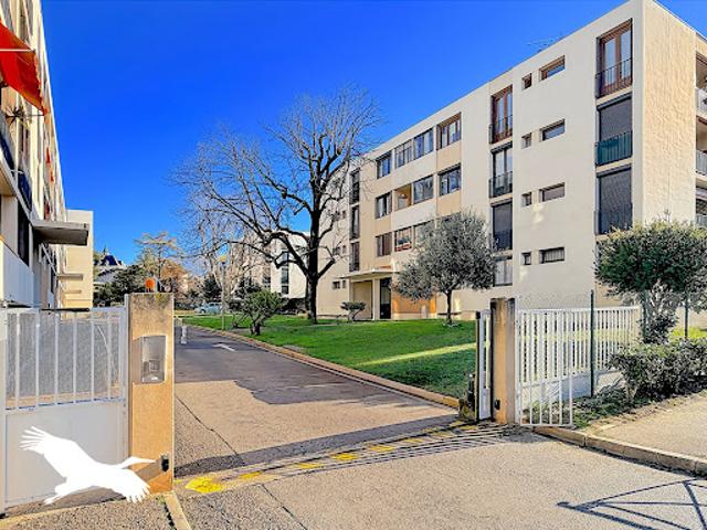 Vente Appartement 5 pièces 93 m2 Marseille 13ème