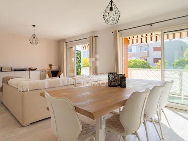 Vente Appartement 5 pièces 90 m2 Le Pradet
