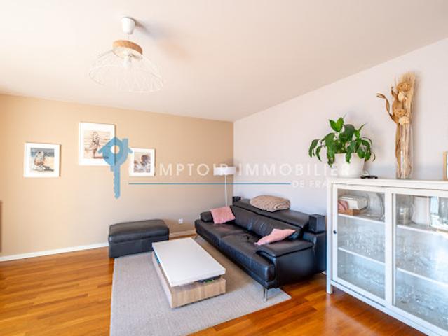 Vente Appartement 5 pièces 92.63 m2 Lyon 8ème