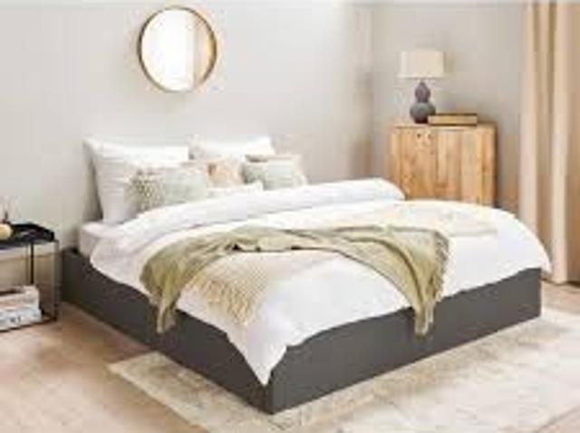 Vente Appartement 5 pièces 92.13 m2 Puteaux