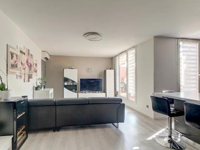 Vente Appartement 5 pièces 92.1 m2 Carros