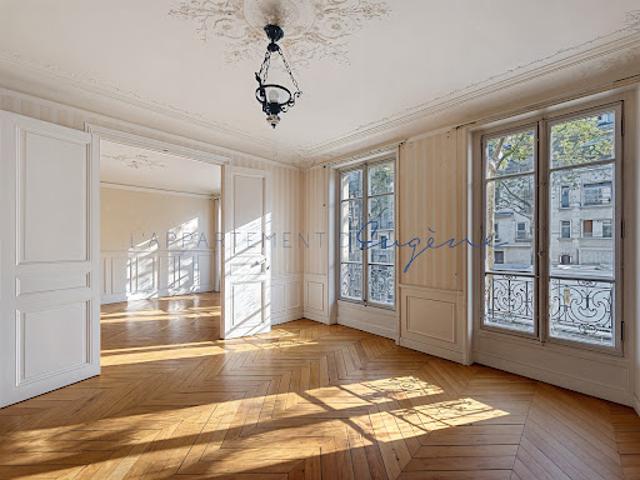 Vente Appartement 5 pièces 92.35 m2 Paris 15ème