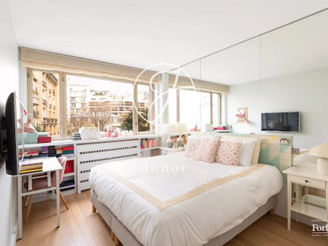 Vente Appartement 5 pièces 97.11 m2 Paris 16ème
