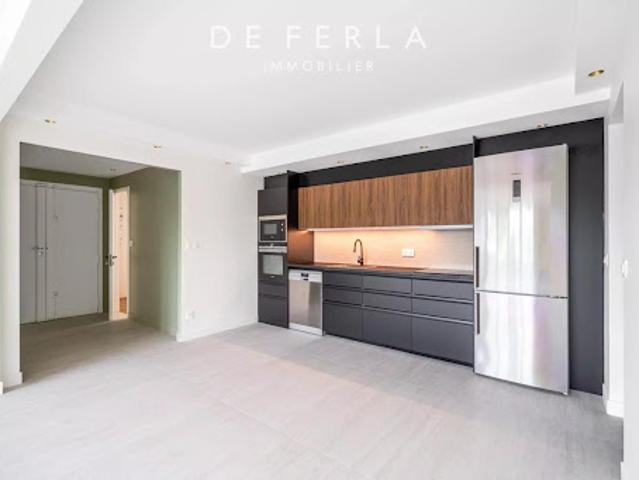 Vente Appartement 5 pièces 97 m2 Paris 16ème