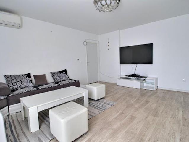 Vente Appartement 5 pièces 94 m2 Corbeil Essonnes