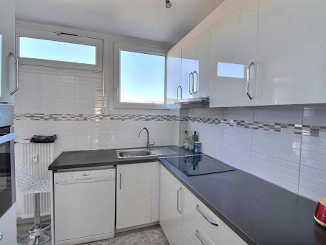 Vente Appartement 5 pièces 94 m2 Marseille 13ème