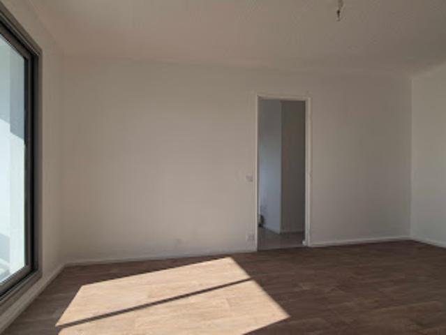 Vente Appartement 5 pièces 95 m2 Decines charpieu