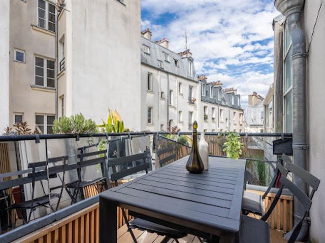 Vente Appartement 5 pièces 95 m2 Paris 18ème