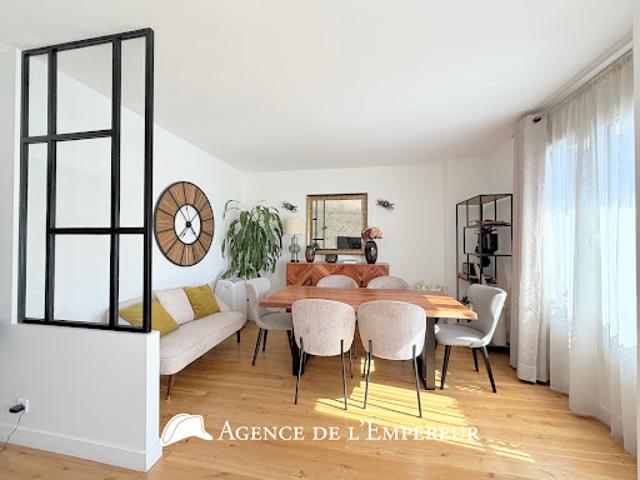 Vente Appartement 5 pièces 96.64 m2 Rueil Malmaison