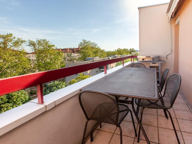 Vente Appartement 5 pièces 96 m2 Venissieux