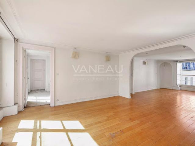 Vente Appartement 5 pièces 98.75 m2 Paris 1er