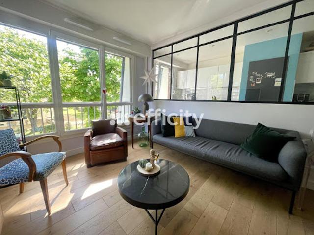 Vente Appartement 5 pièces 99 m2 Versailles
