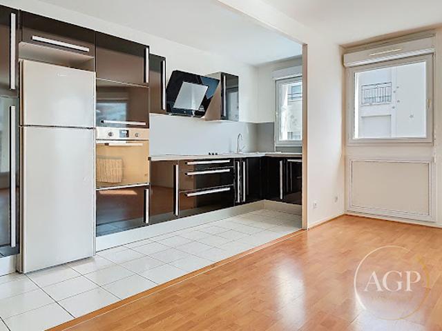 Vente Appartement 5 pièces 99 m2 Fleury les Aubrais