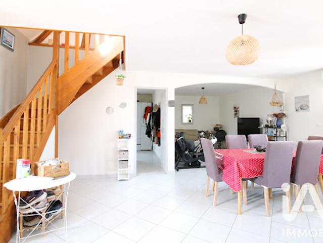 Vente Appartement 5 pièces 99 m2 Gasny