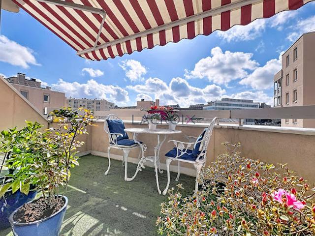 Vente Appartement 5 pièces 99 m2 Gentilly