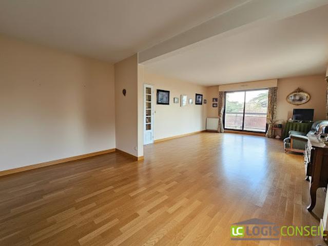 Vente Appartement 5 pièces 100.43 m2 Chatillon