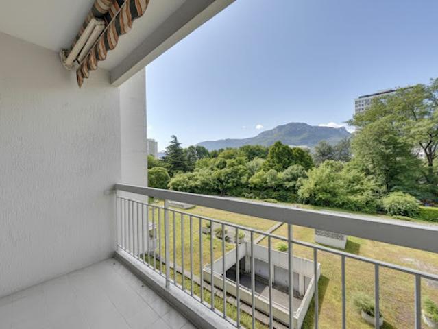 Vente Appartement 5 pièces 101.8 m2 Grenoble